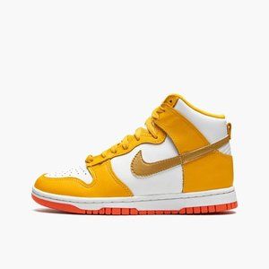W Nike Dunk High University Gold